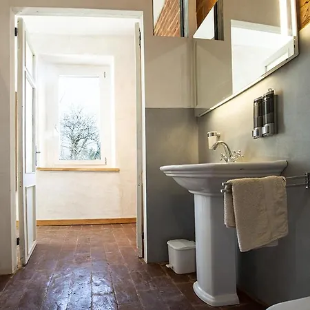 Homestay Antica Casa Santa Maria Giardino Pomaro Monferrato